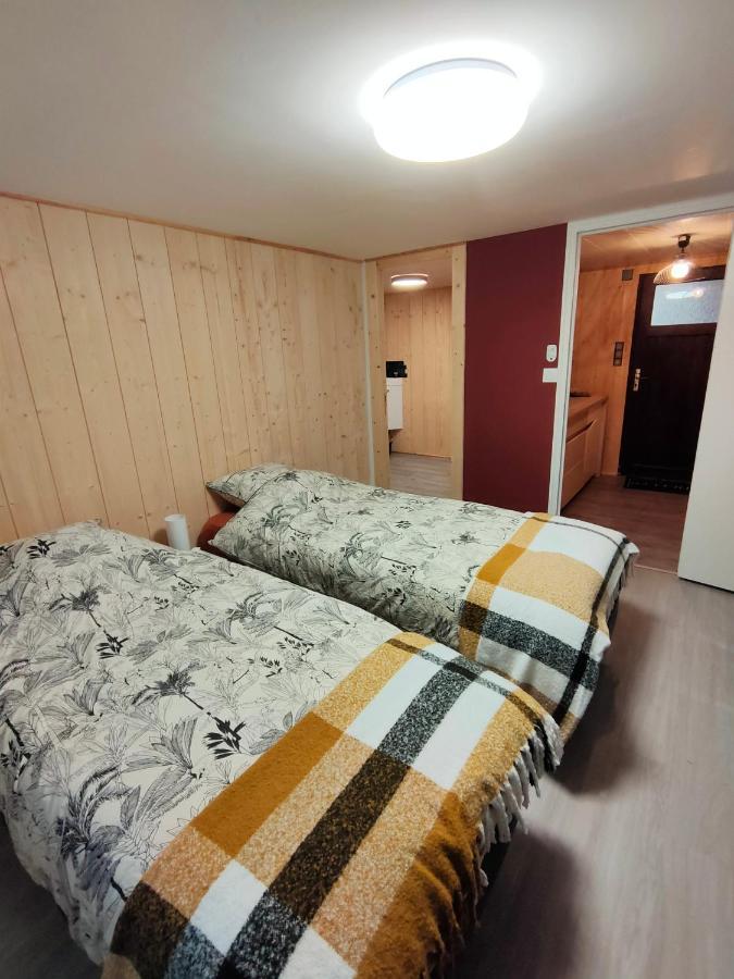 Maison Avec Sous Sol Independant Et Parking A 2Km De Versailles Бюк Екстериор снимка